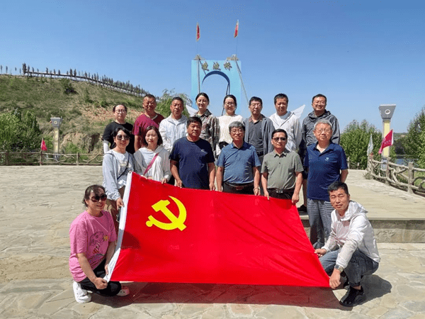 1740019299472018628.png 2.png